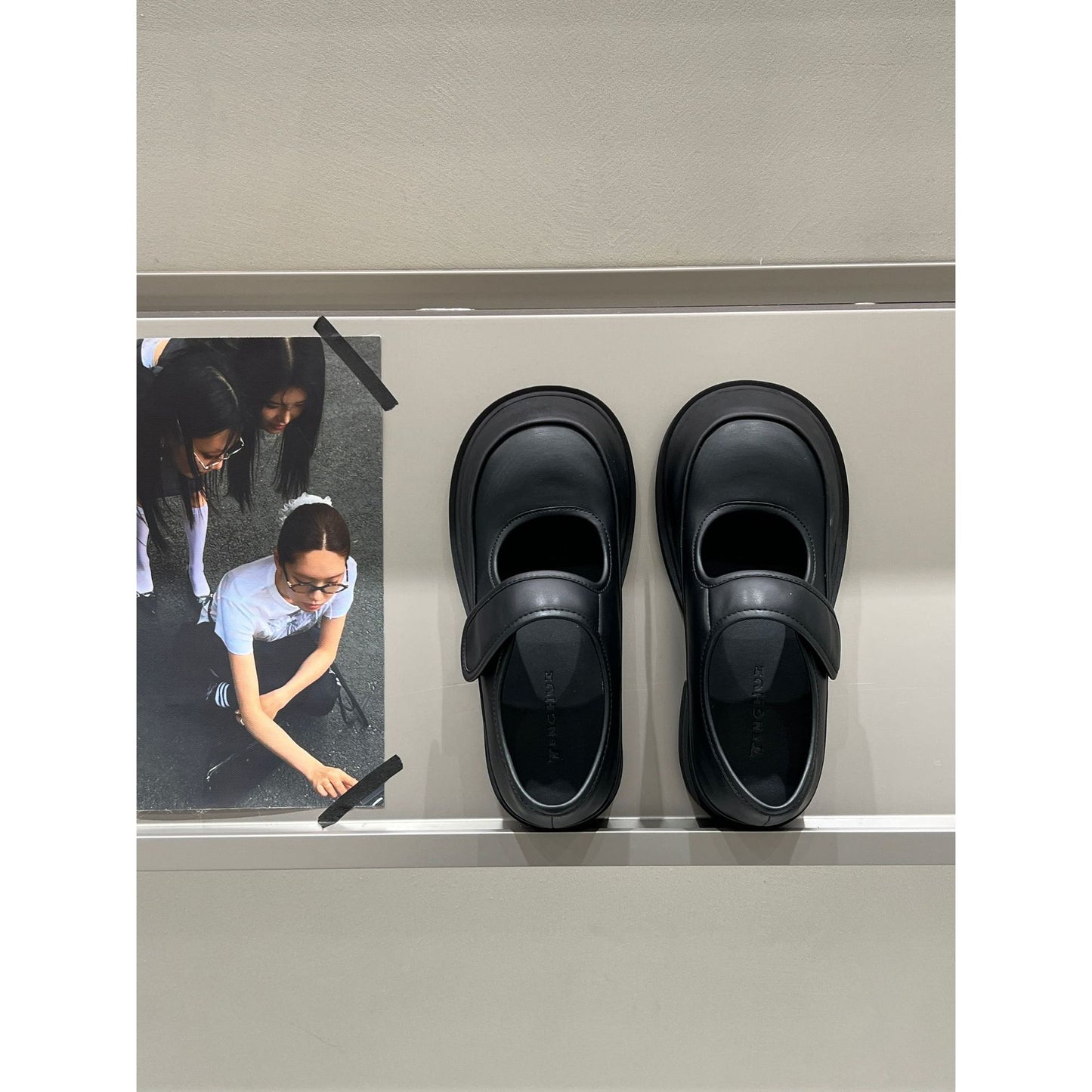 Velcro Mary Jane Big Head Platform Leather Shoes