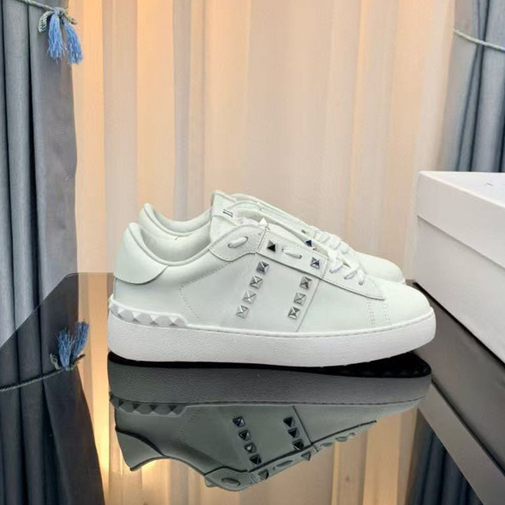 Men's & Women's Rivet Color Matching White Daily Couple Sier Men's Board Shoes