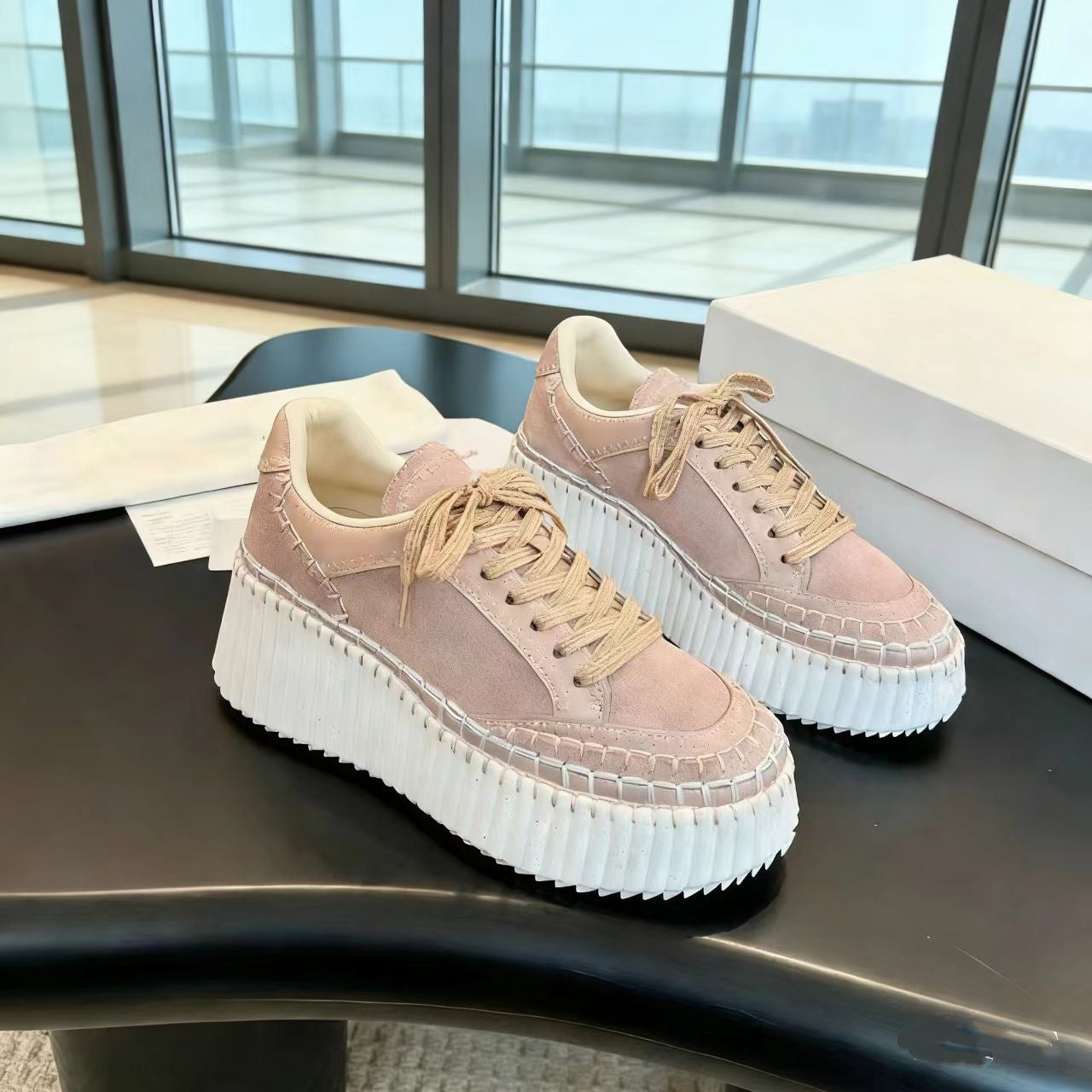 Women's Trend Elevator Wild Biscuit Shape Round Toe Women's Casual Shoes