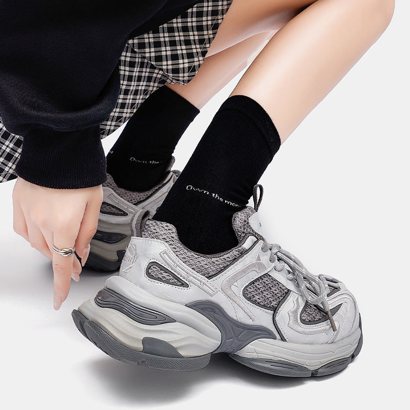 Women's Autumn Thick Bottom Breathable Design Electric Embroidering Women's Sports Shoes