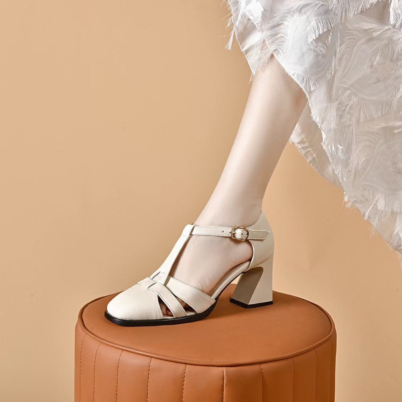 Women's French Style Closed Toe Summer Square Chunky High Genuine Buckle Sandals