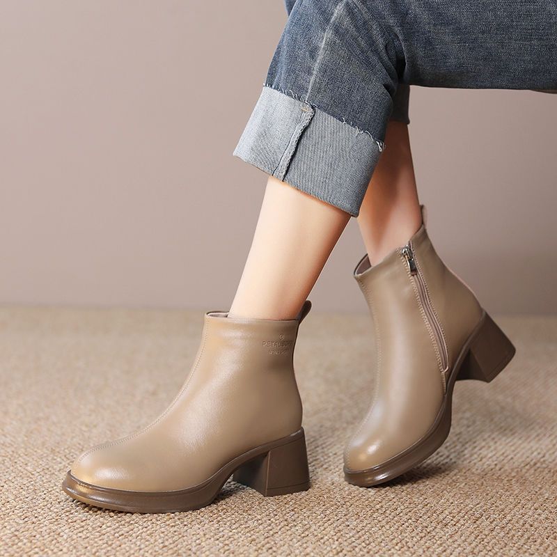 Women's Fashion British Round Toe Warm Short Boots