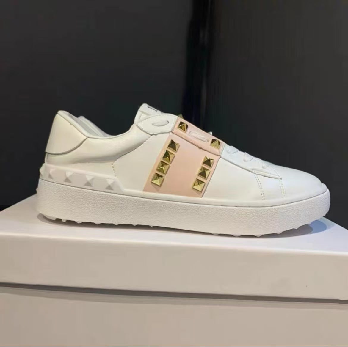 Women's & Men's V Home Real Rivet White Couple Women's Canvas Shoes