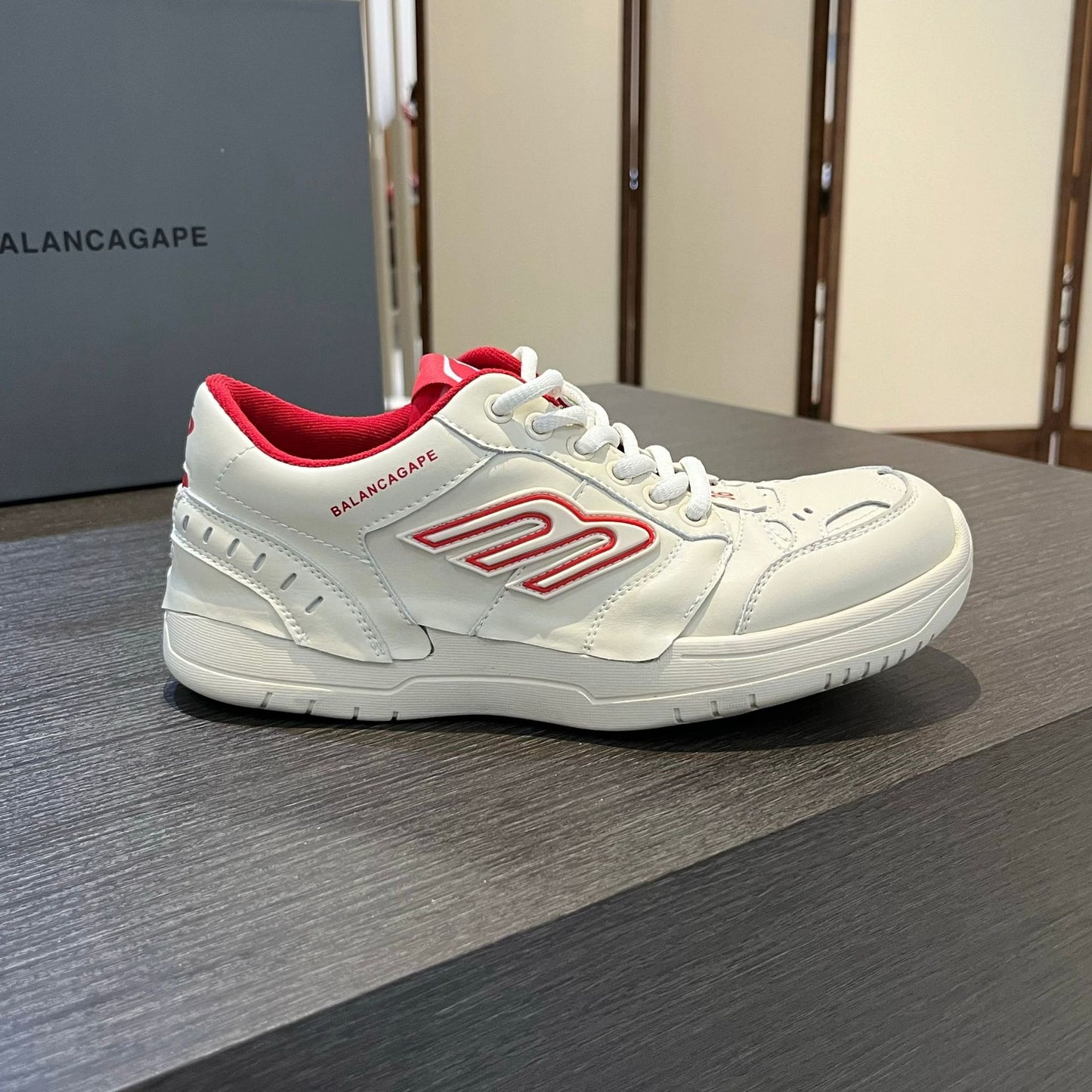 Women's & Men's Thick Sole Increased Lace Up Versatile Women's Sports Shoes