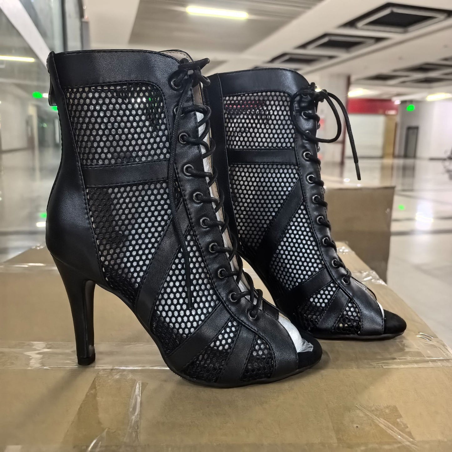 Women's Mesh Hollow Jazz Dance High Peep Toe Dancing Loafers