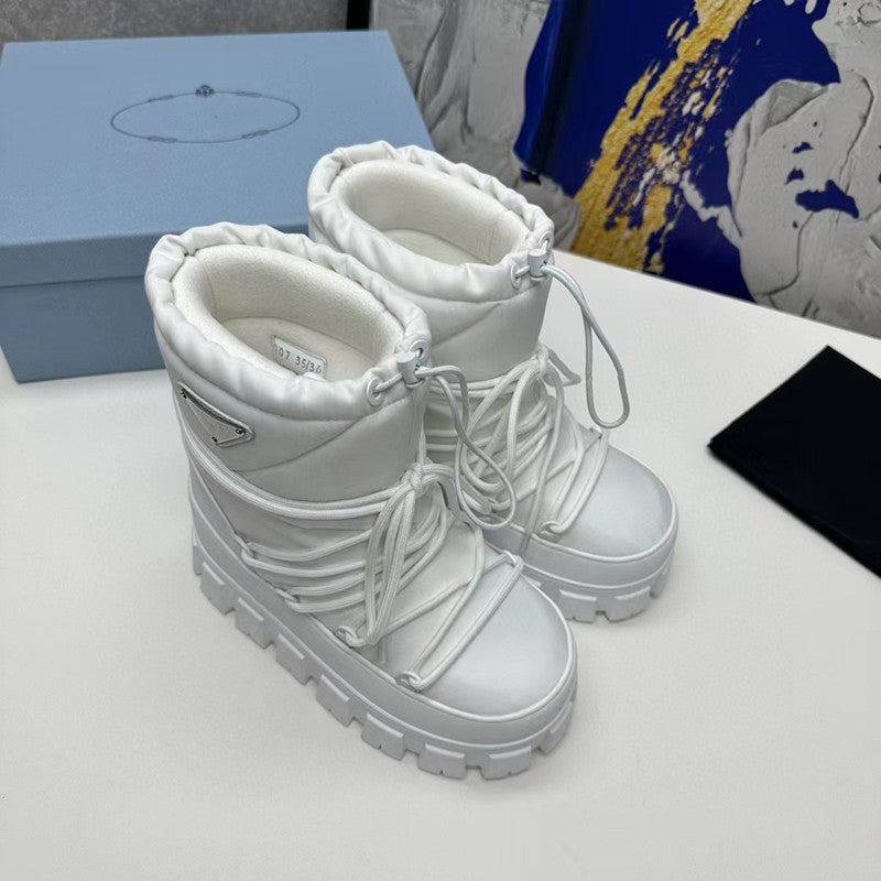 Women's Raise The Bottom Nylon Fabric Contraction Band Snow Boots