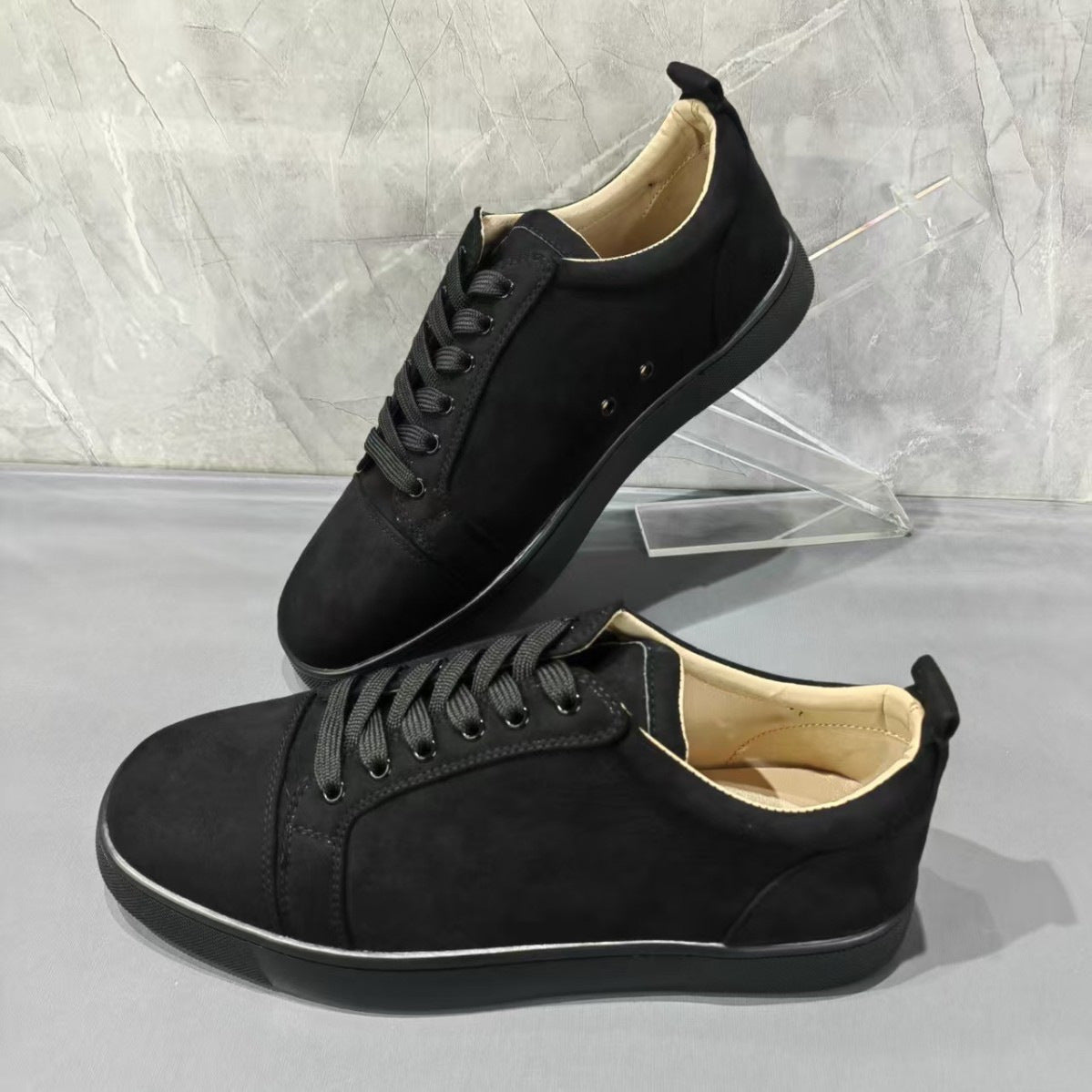 Women's & Men's Red Sole Head Nail Couple Rhinestone Trend Men's Casual Shoes