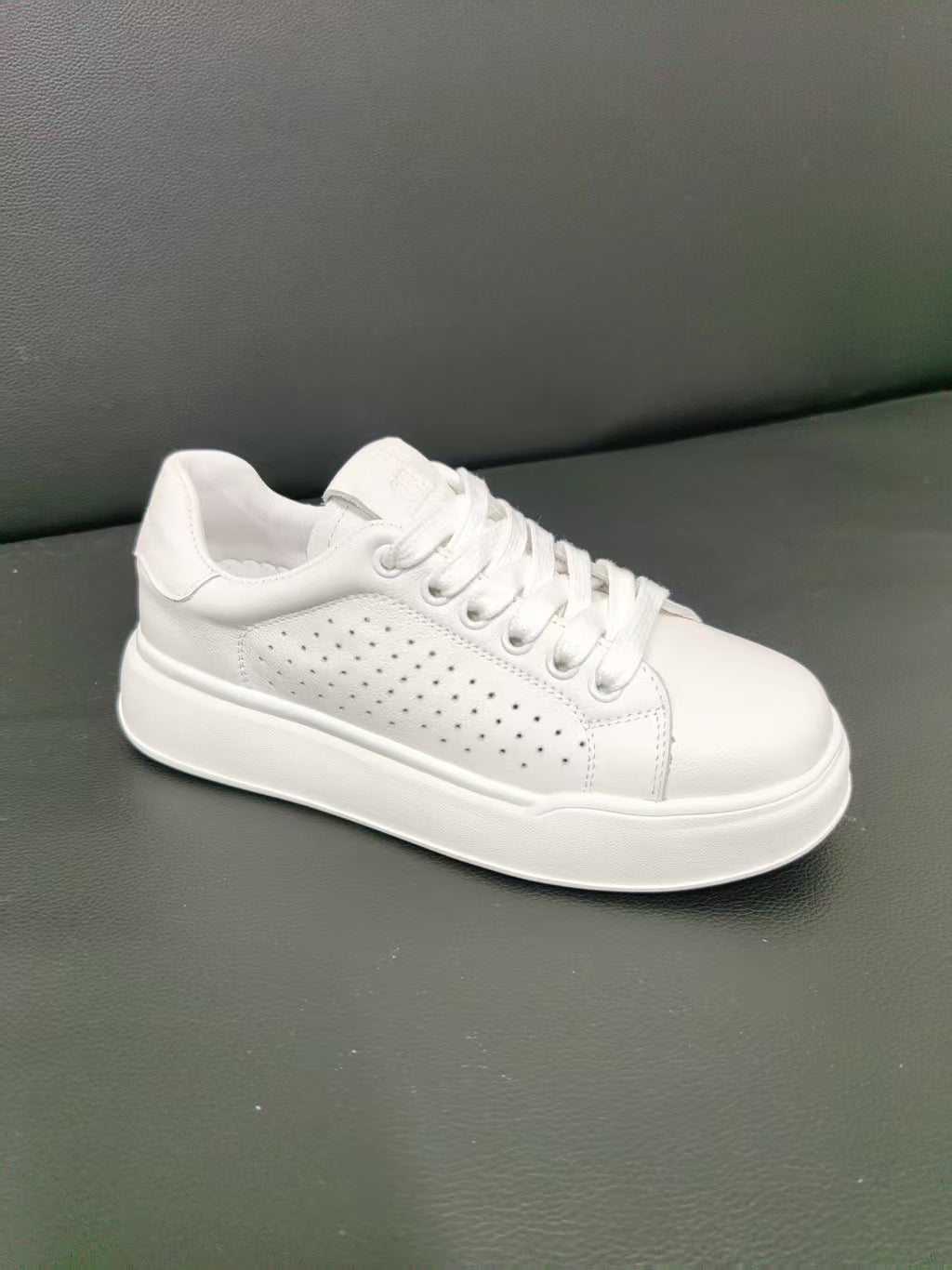 Women's Autumn White Inner Match Skirt Light Delicate Women's Casual Shoes