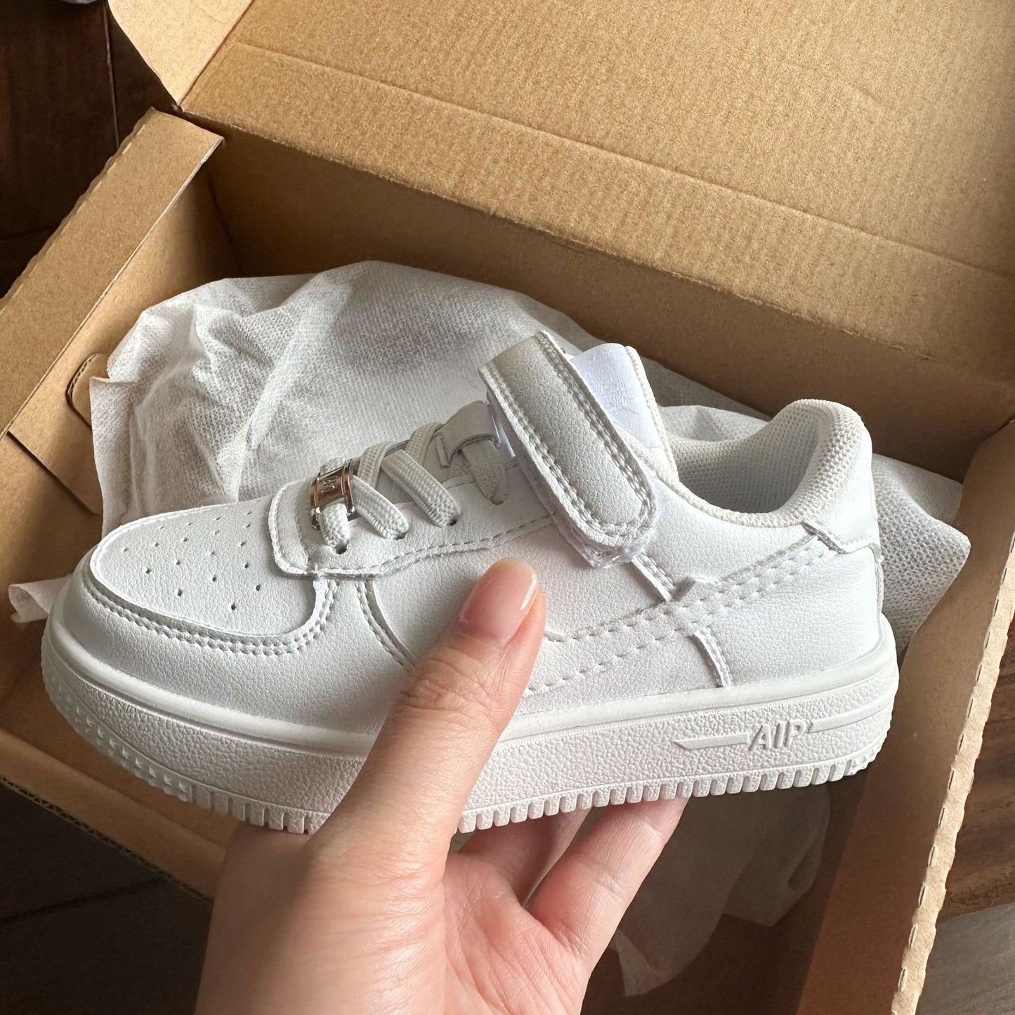 Children's Clearance Sale White Boys Performance Sneakers