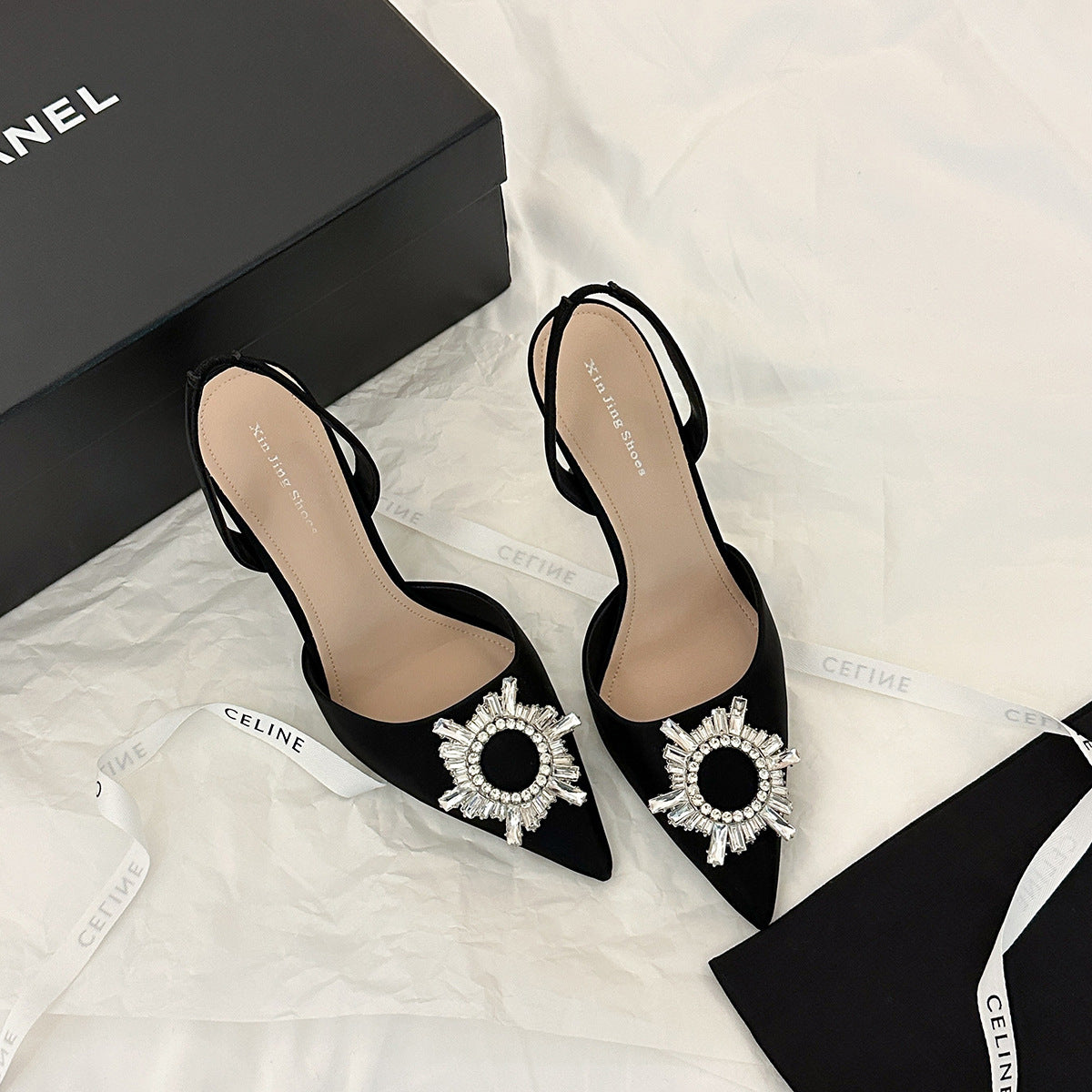 Women's Sunflower Metal Buckle Pointed High Pumps Spring Heels