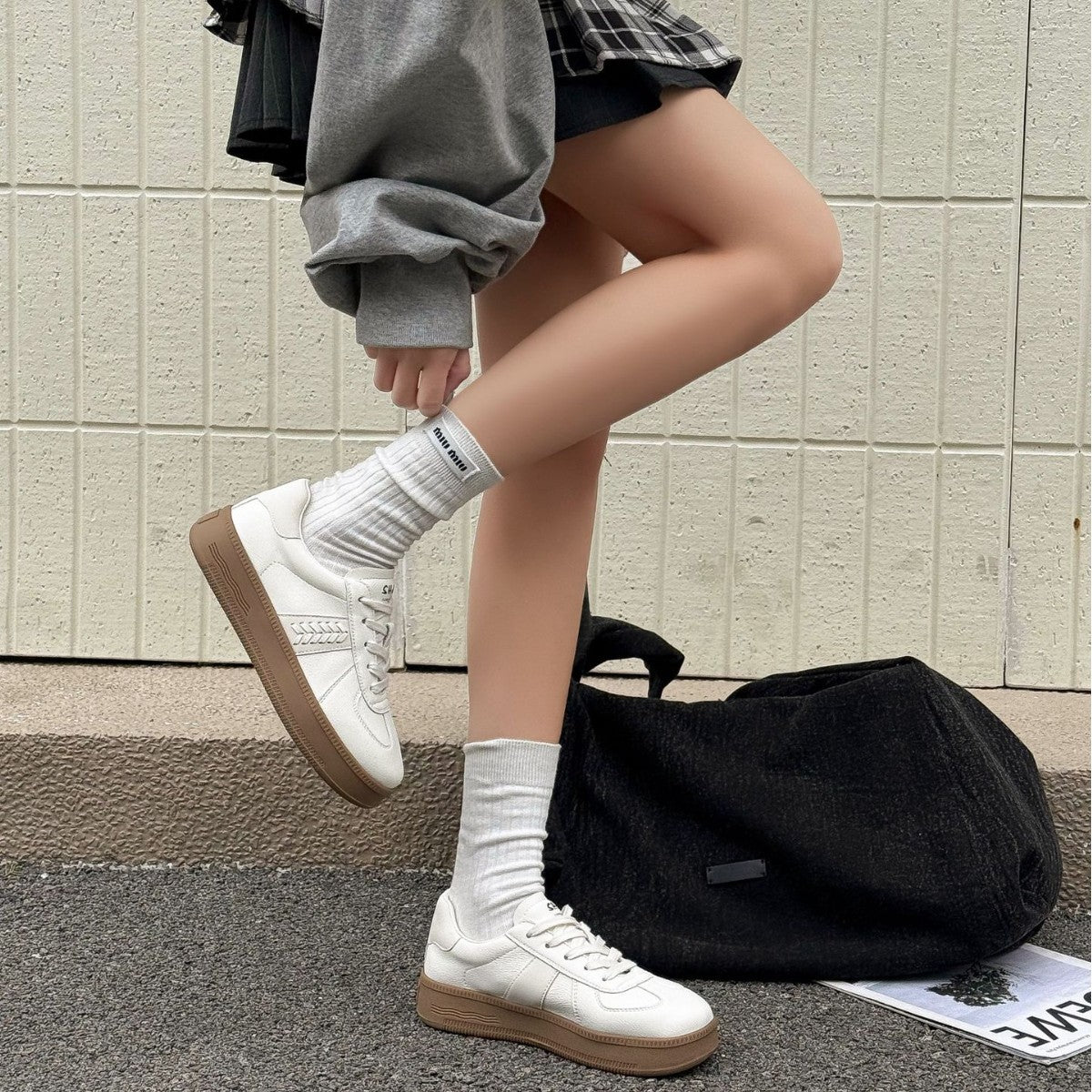 Women's Spring Round Toe Soft Bottom German Training Platform White Women's Casual Shoes