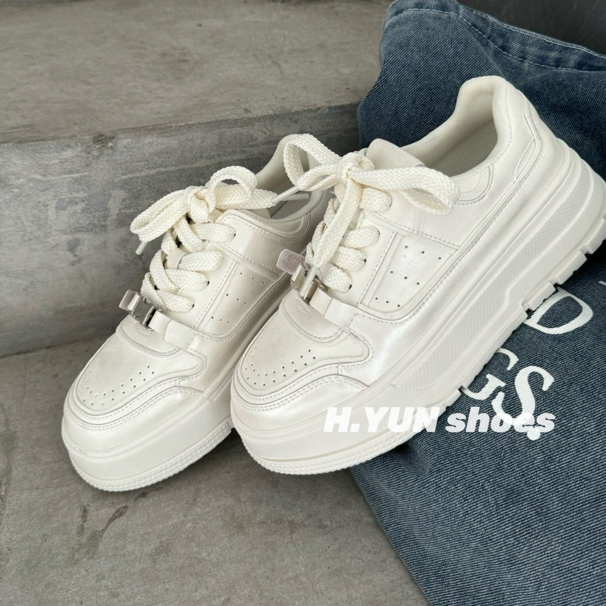Women's Genuine Platform White Fashion Retro Distressed Sports Sneakers