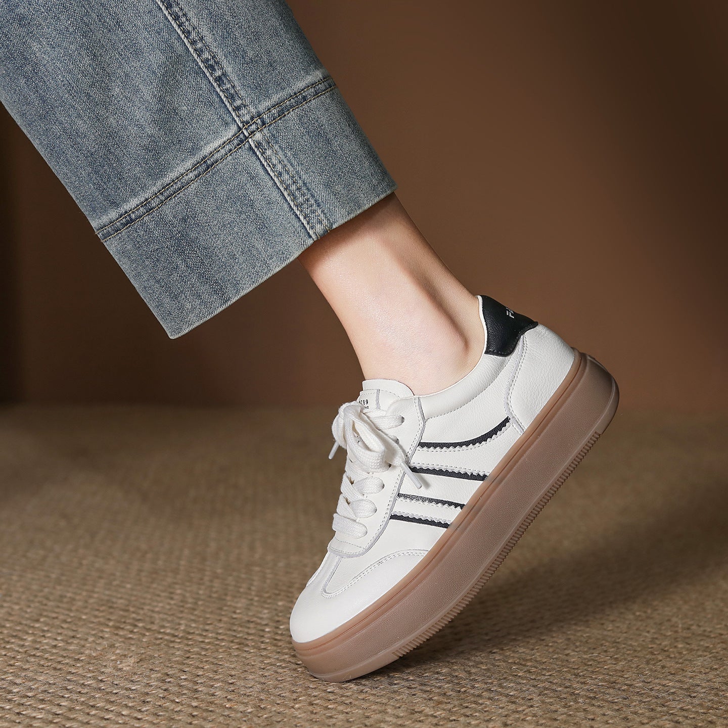 Women's First Layer Cowhide Easy Wear Spring Comfortable Portable Thick-soled German Sneakers