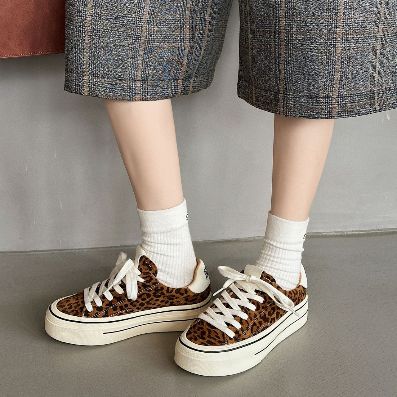 Women's Genuine Platform Board Top Layer Cowhide Comfortable Women's Casual Shoes