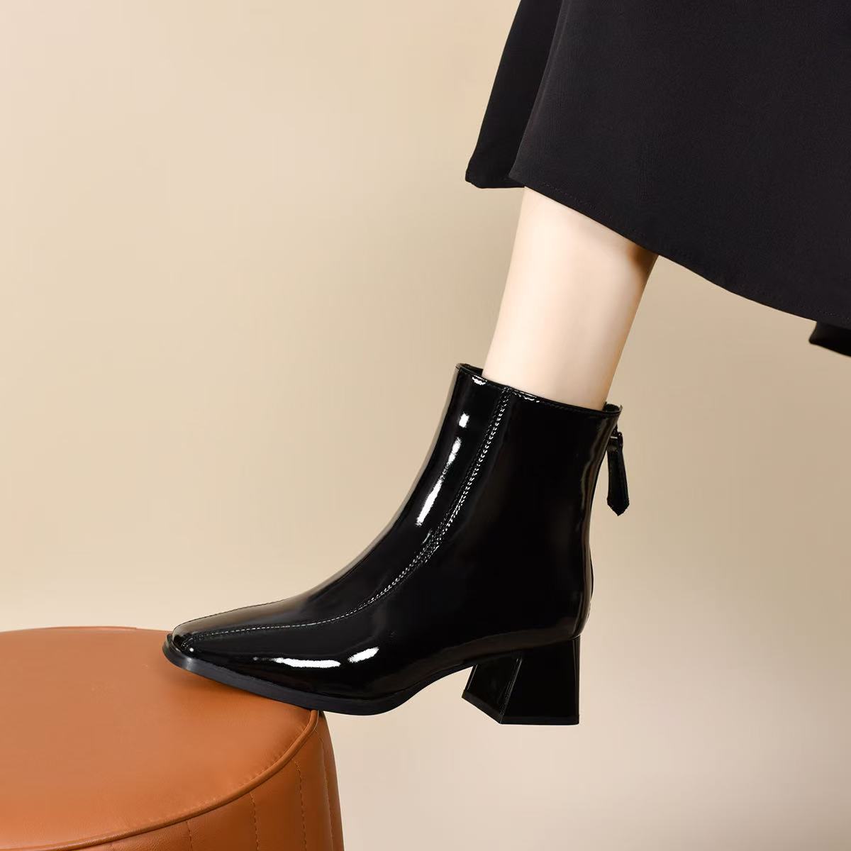 Square Toe Chunky Chelsea British Fleece-lined Back Zipper Boots