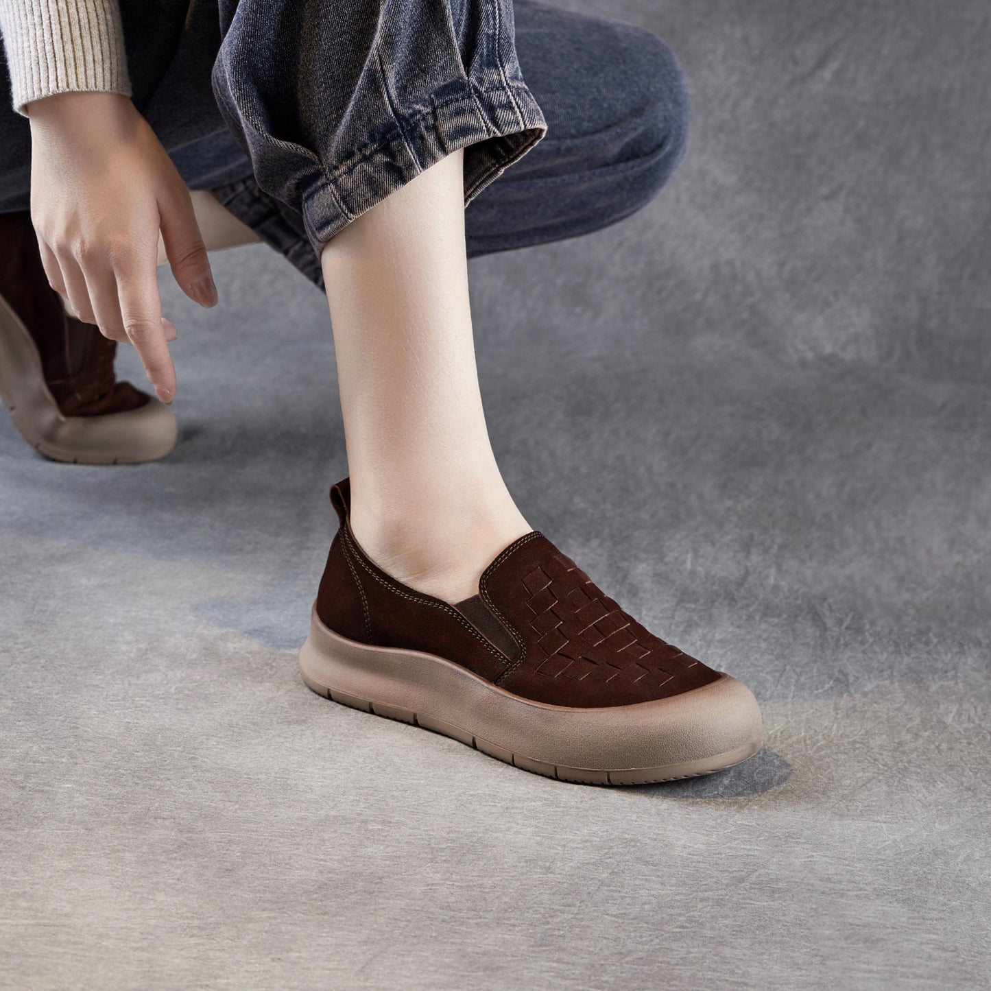Women's Genuine Retro Hand-woven Pumps Platform Slip-on Women's Casual Shoes