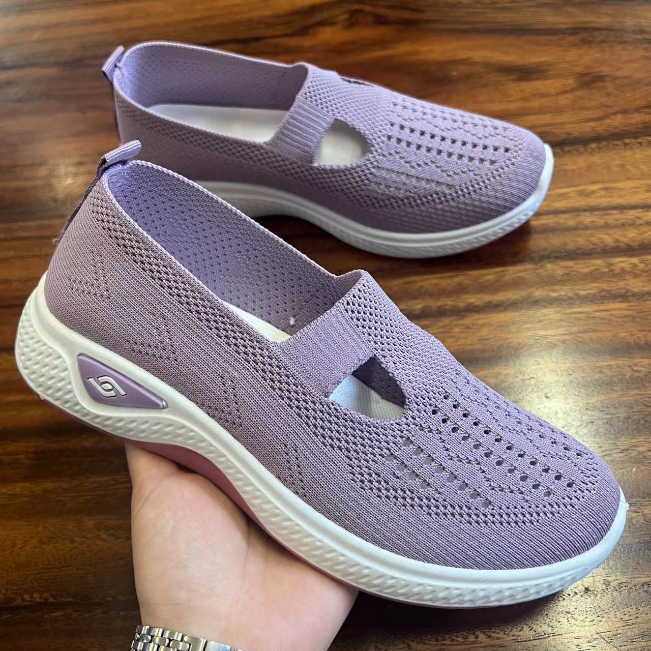 Women's Thick-soled Cloth Old Slip-on Mesh Surface Hollowed Casual Shoes