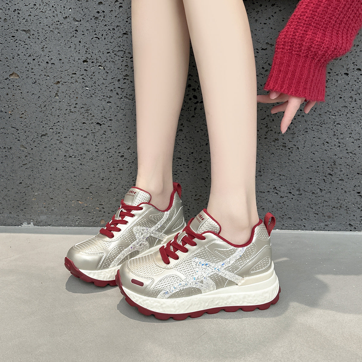 Women's Colors Platform Height Increasing Insole Round Toe Shallow Mouth Women's Casual Shoes