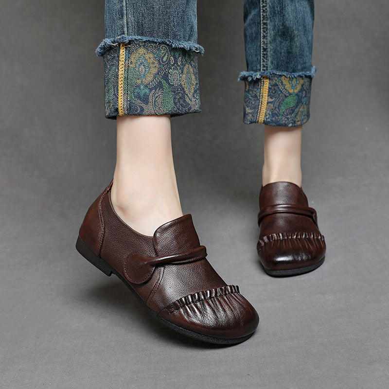 Women's Cowhide Retro Flat Slip-on Lazy Autumn Soft Women's Casual Shoes
