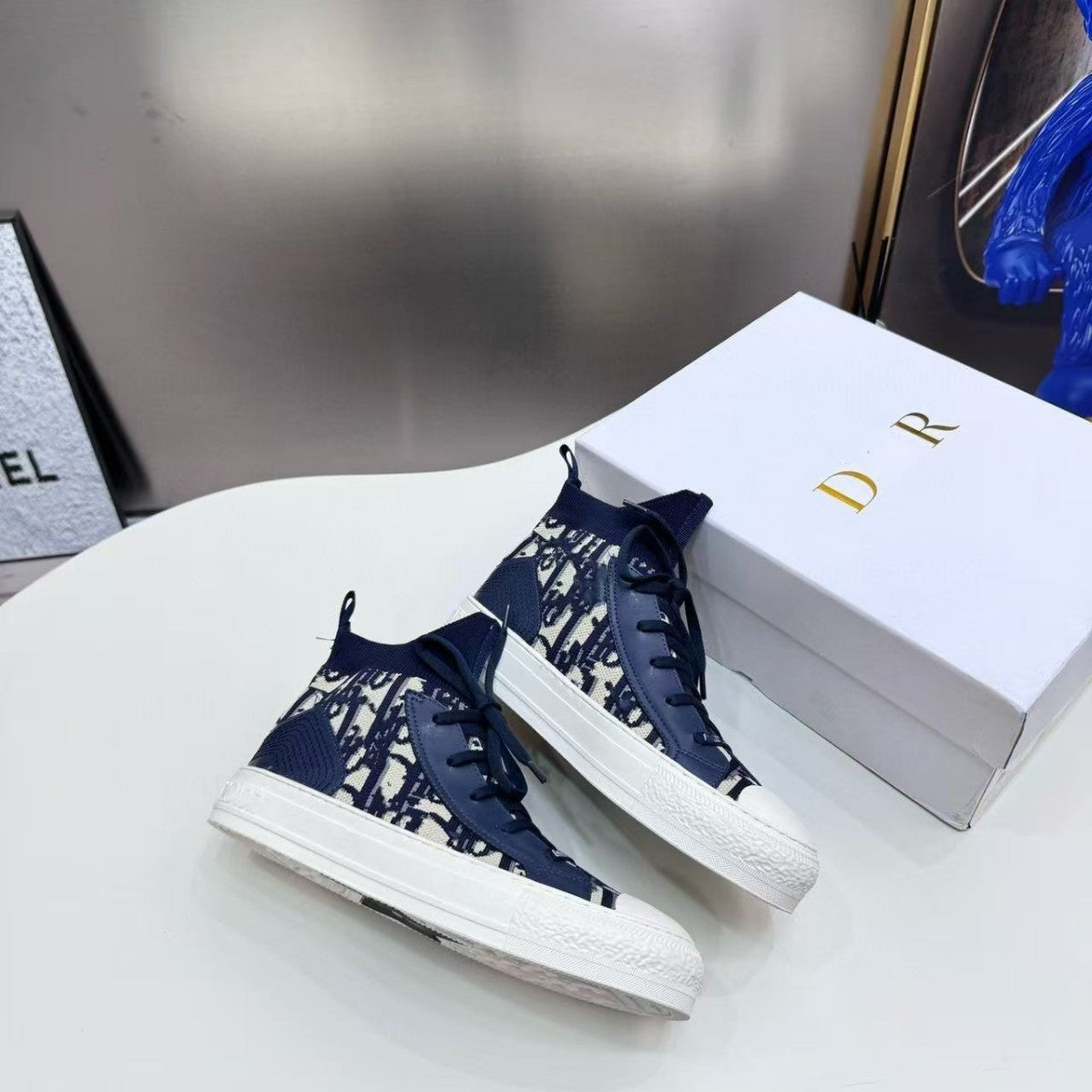 Women's Letter Presbyopic Embroidered Sports Leisure White Canvas Shoes