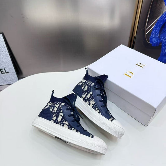 Women's Letter Presbyopic Embroidered Sports Leisure White Canvas Shoes