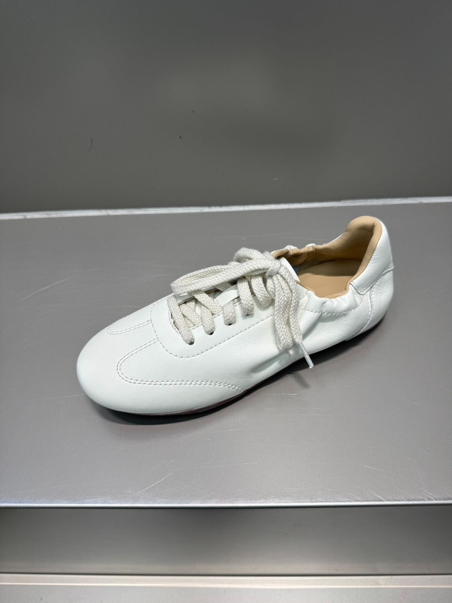 Women's Retro Loose Pleated German Training Thin Low Comfortable Women's Sports Shoes