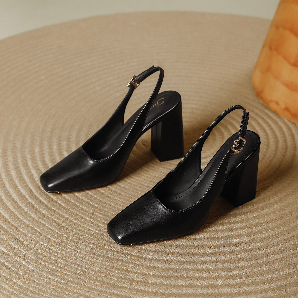 Women's Toe Dress Temperamental Minority Simple Back Empty Sandals