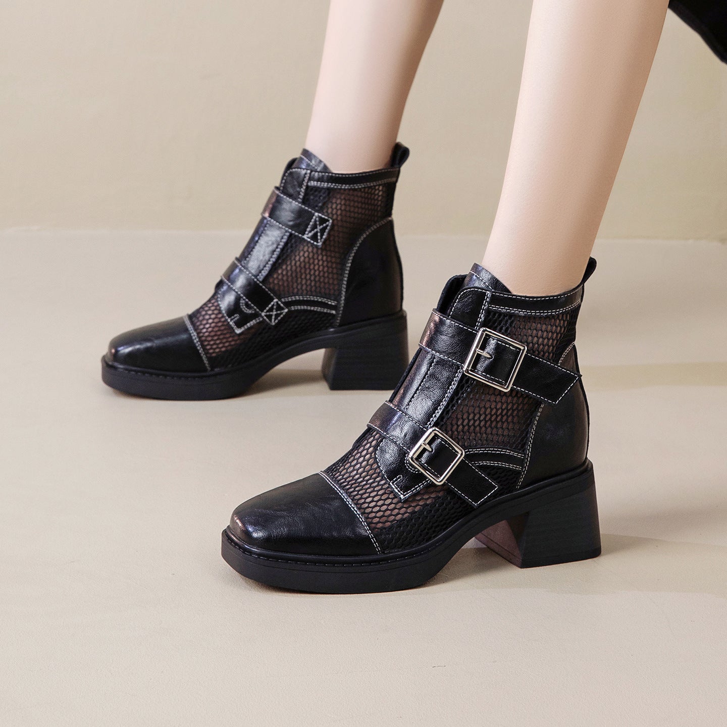 Women's Small Height Increasing Insole Breathable Hollow Women's Leather Boots