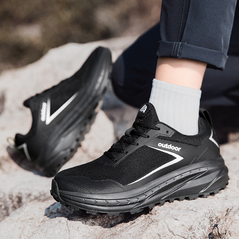 Men's Climbing Autumn Lightweight Shock Absorption On Men's Sports Shoes