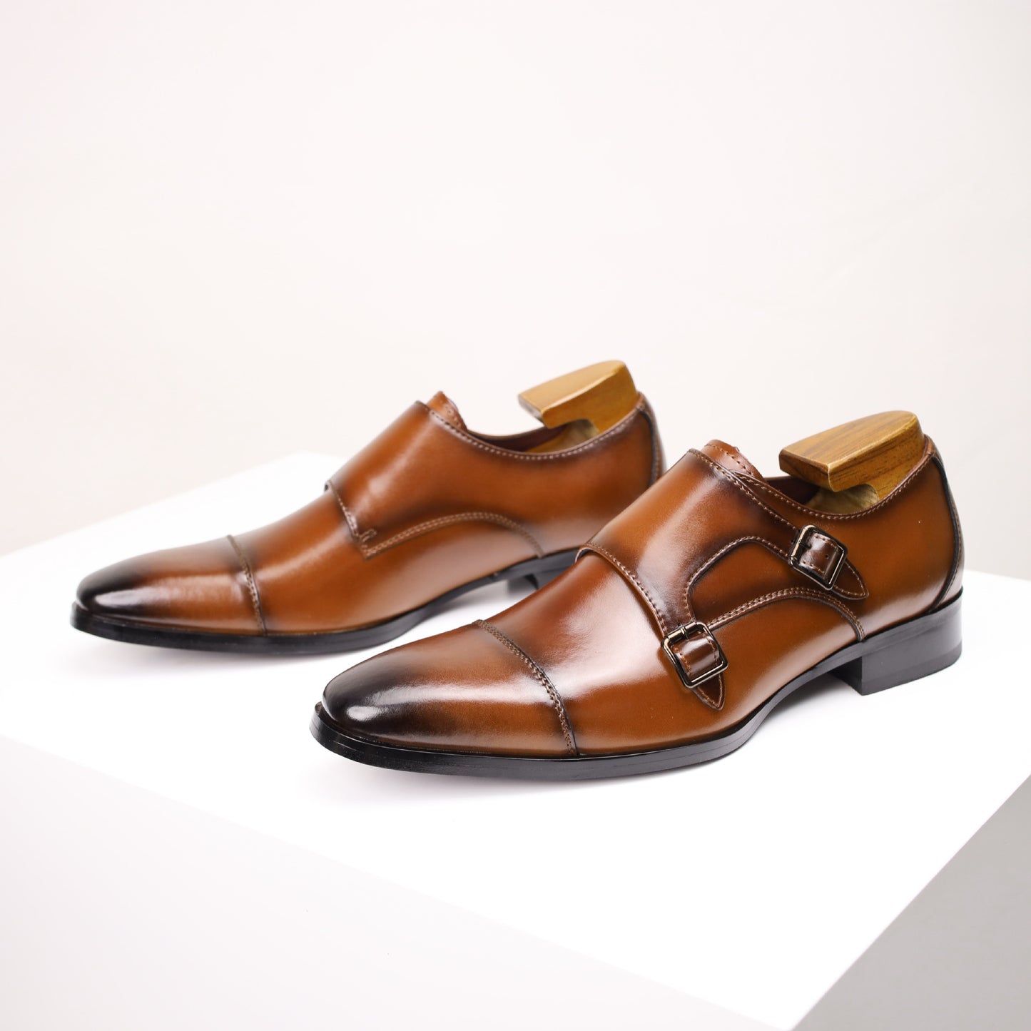 Men's Plus Size Gentleman British Style Formal Wear Men's Business Leather Shoes