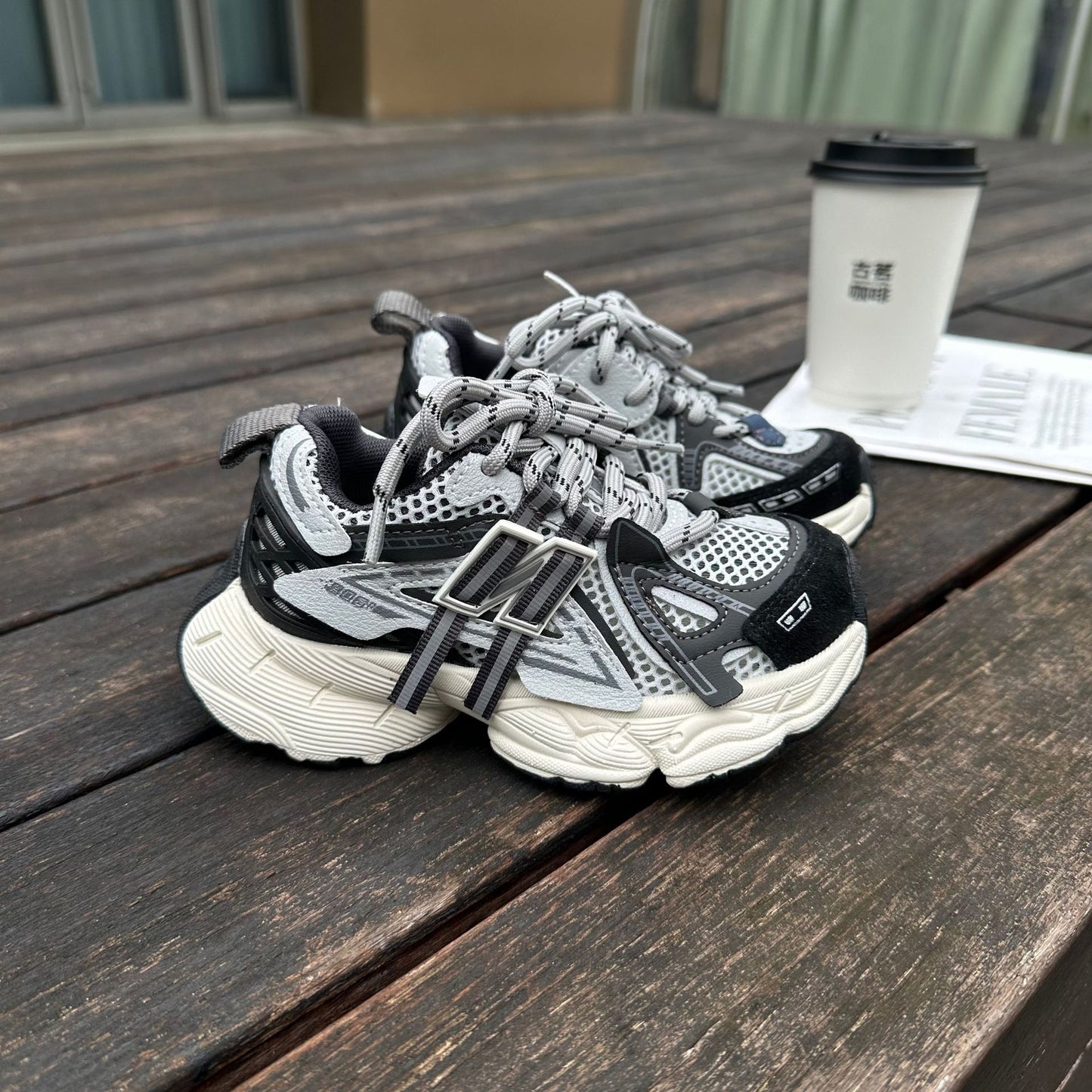 Children's Mesh Breathable Clunky Thick-soled Boys Lightweight Children's Sports Shoes