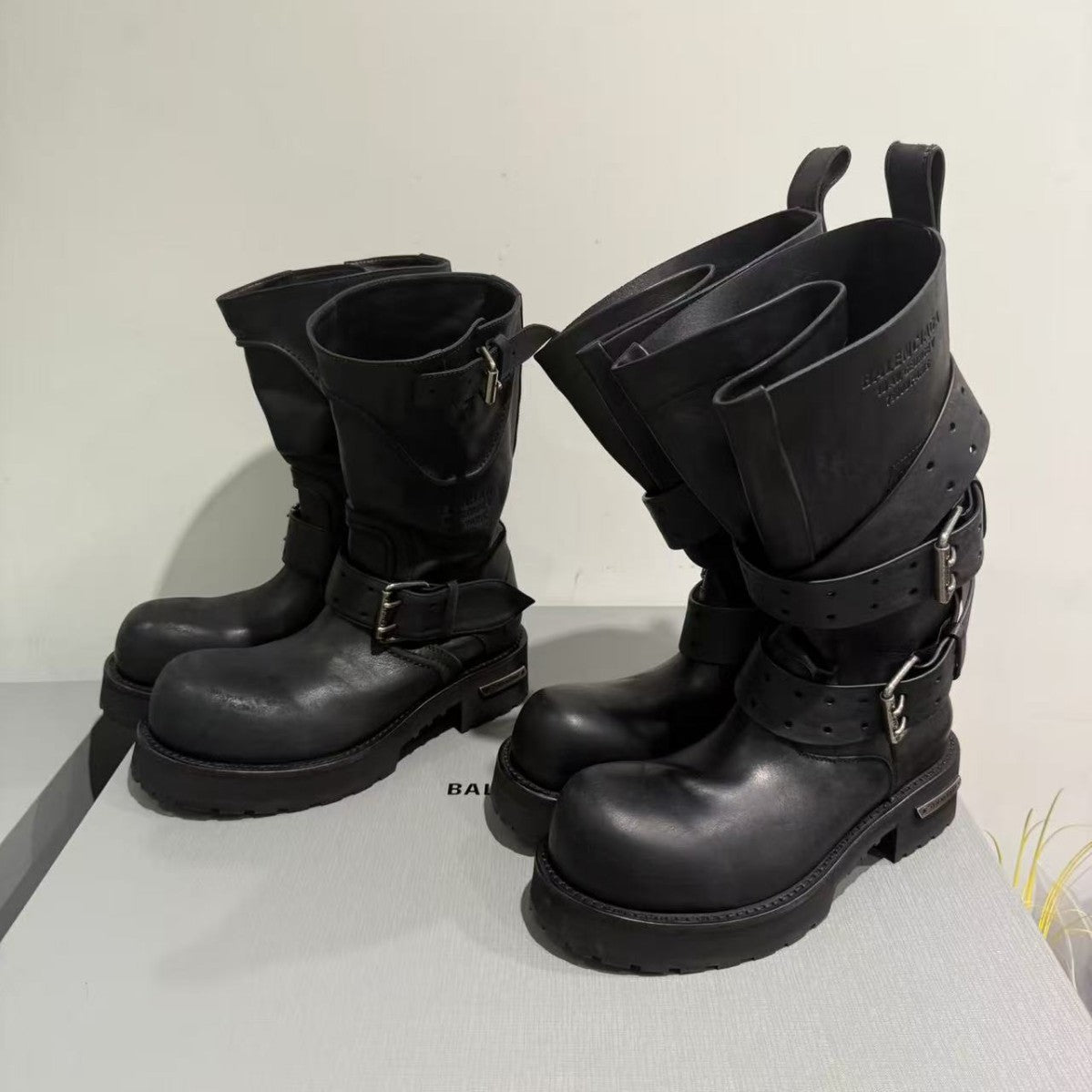 Poison Black Pull Cool Wear Thick Bottom Knight Boots