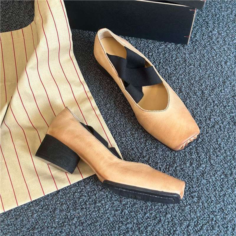 Women's Style Handmade Retro Pig Nose Ballet Authentic Square Toe Mid Heels