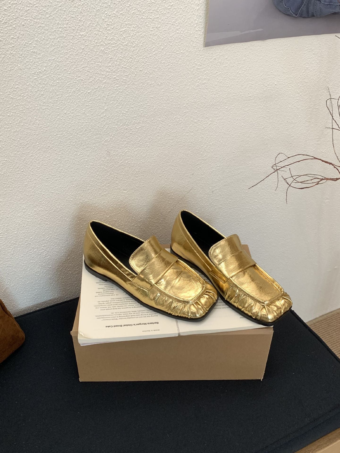 Autumn Retro Square Toe Golden Soft Pleated Neutral Loafers