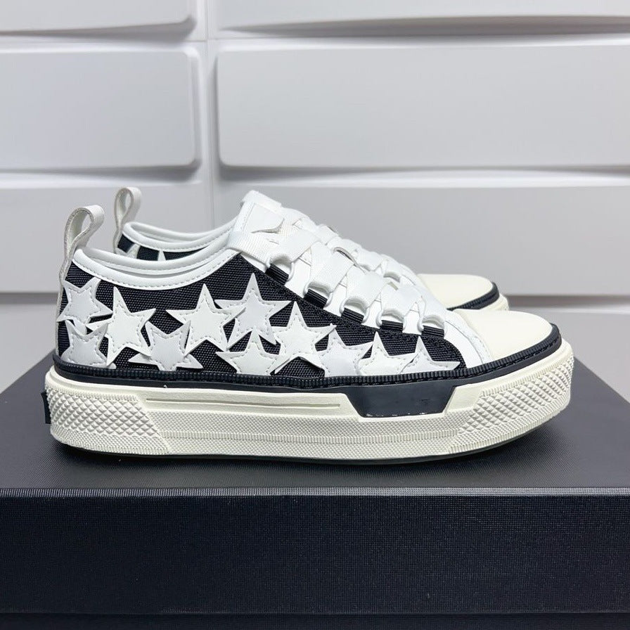 Five-pointed Star Breathable Lace Up Low Sneakers