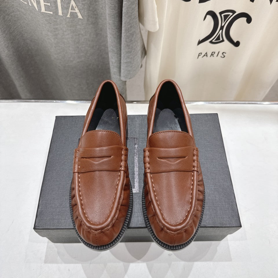Women's Small Four Fashion European Version Genuine Loafers