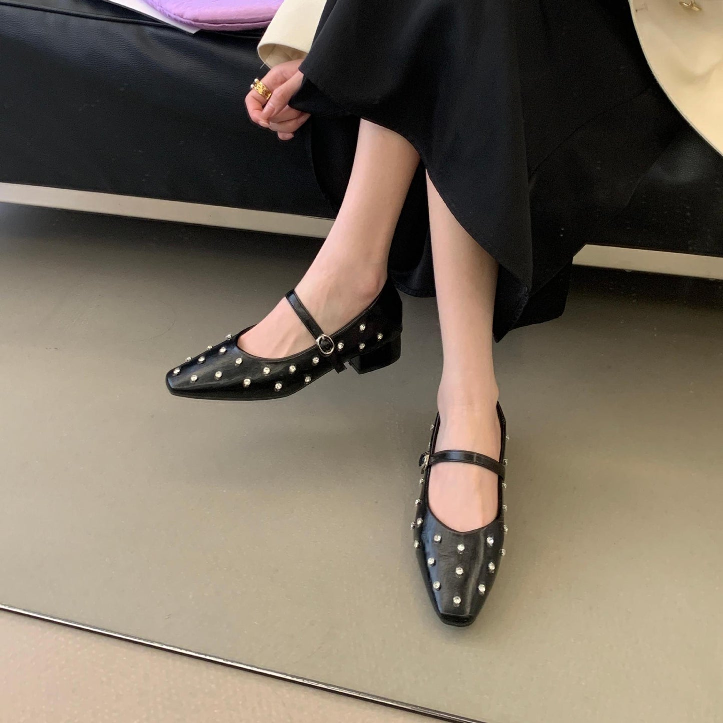 Women's Korean Style Rivet Low Mary Jane French Shallow Mouth Heels