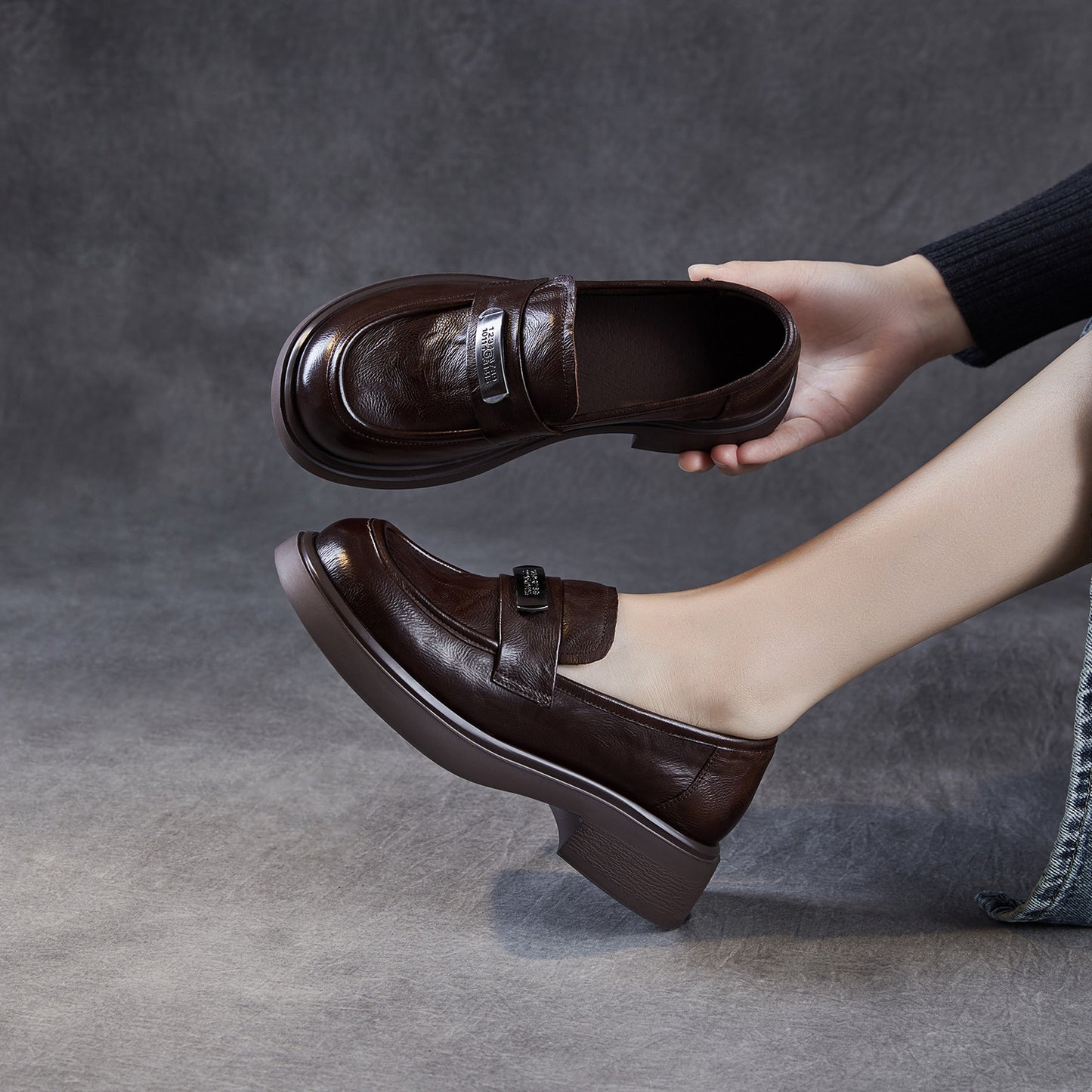 Women's Genuine Light Luxury Autumn Soft Bottom British Style Slip-on Loafers