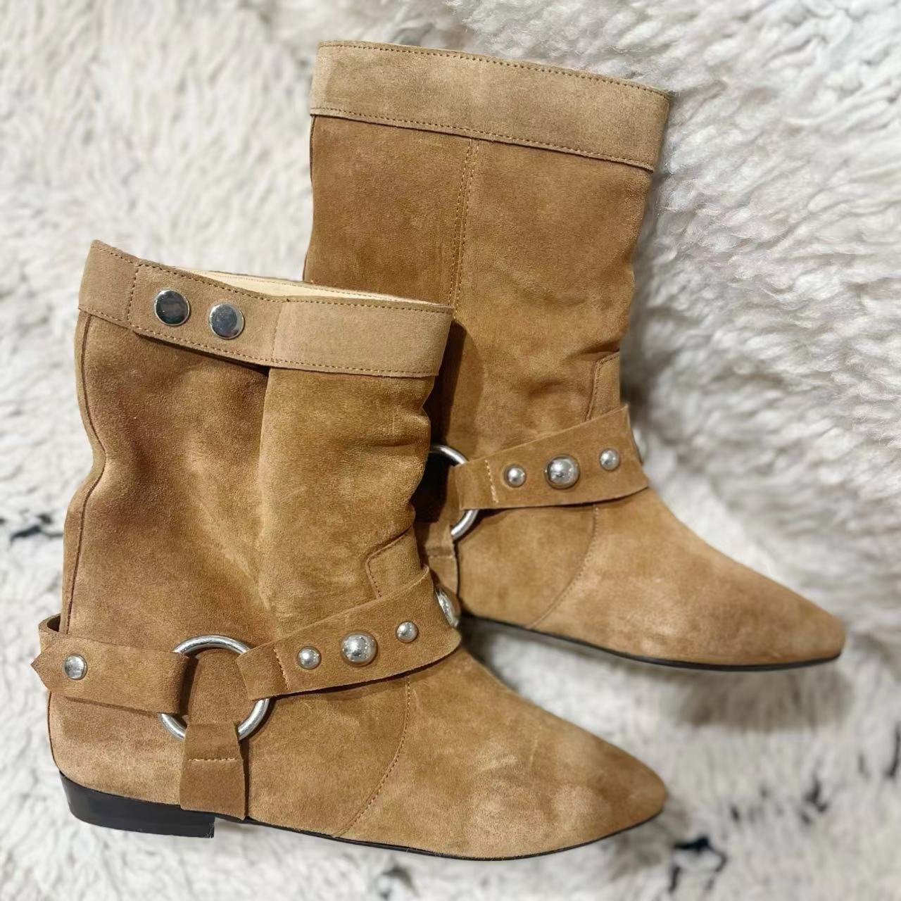 Women's Retro Minority Suede Metal Ring Pointed Western Cowboy Flat Skinny Heels