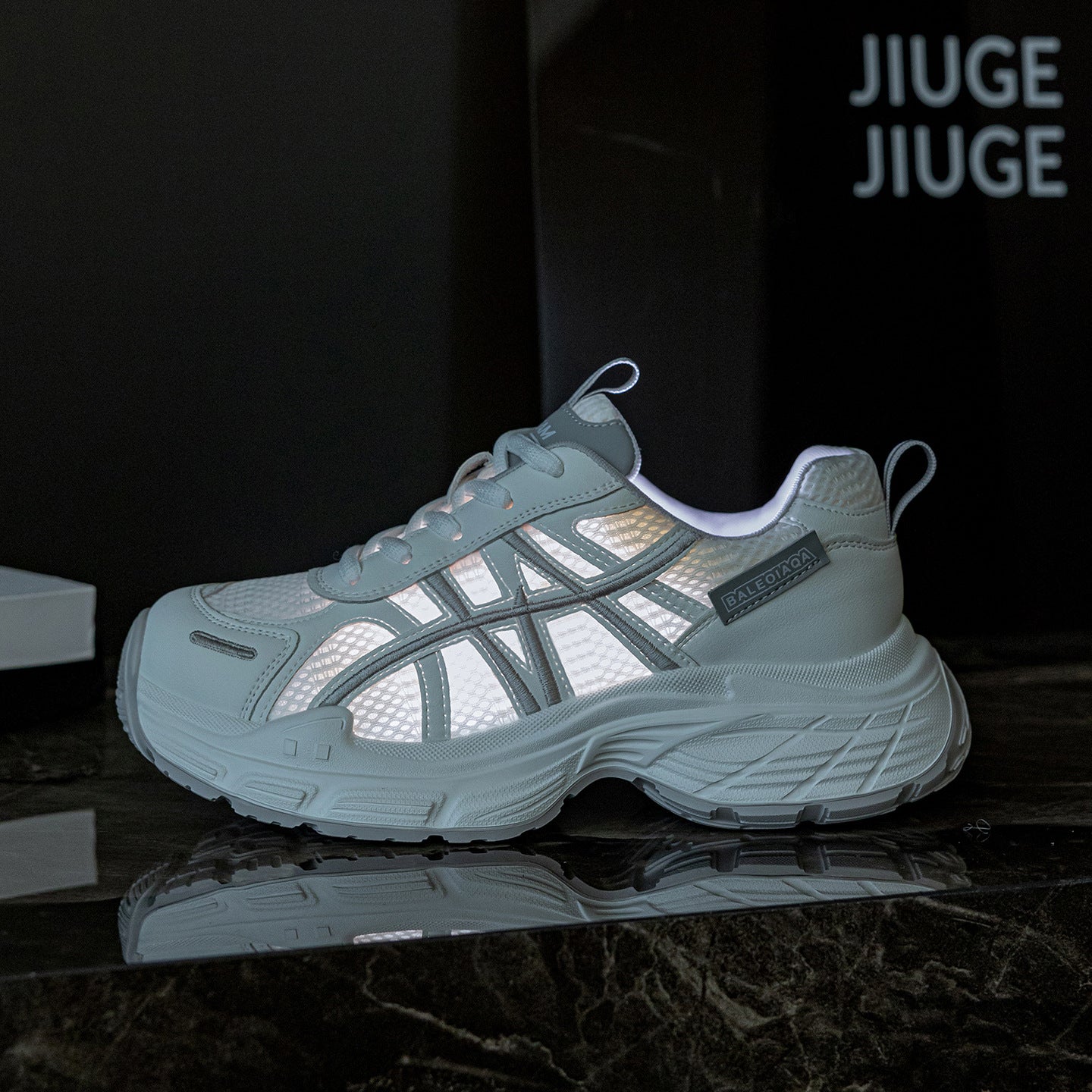 Women's Dad Spring Running Breathable Mesh Large Women's Sports Shoes