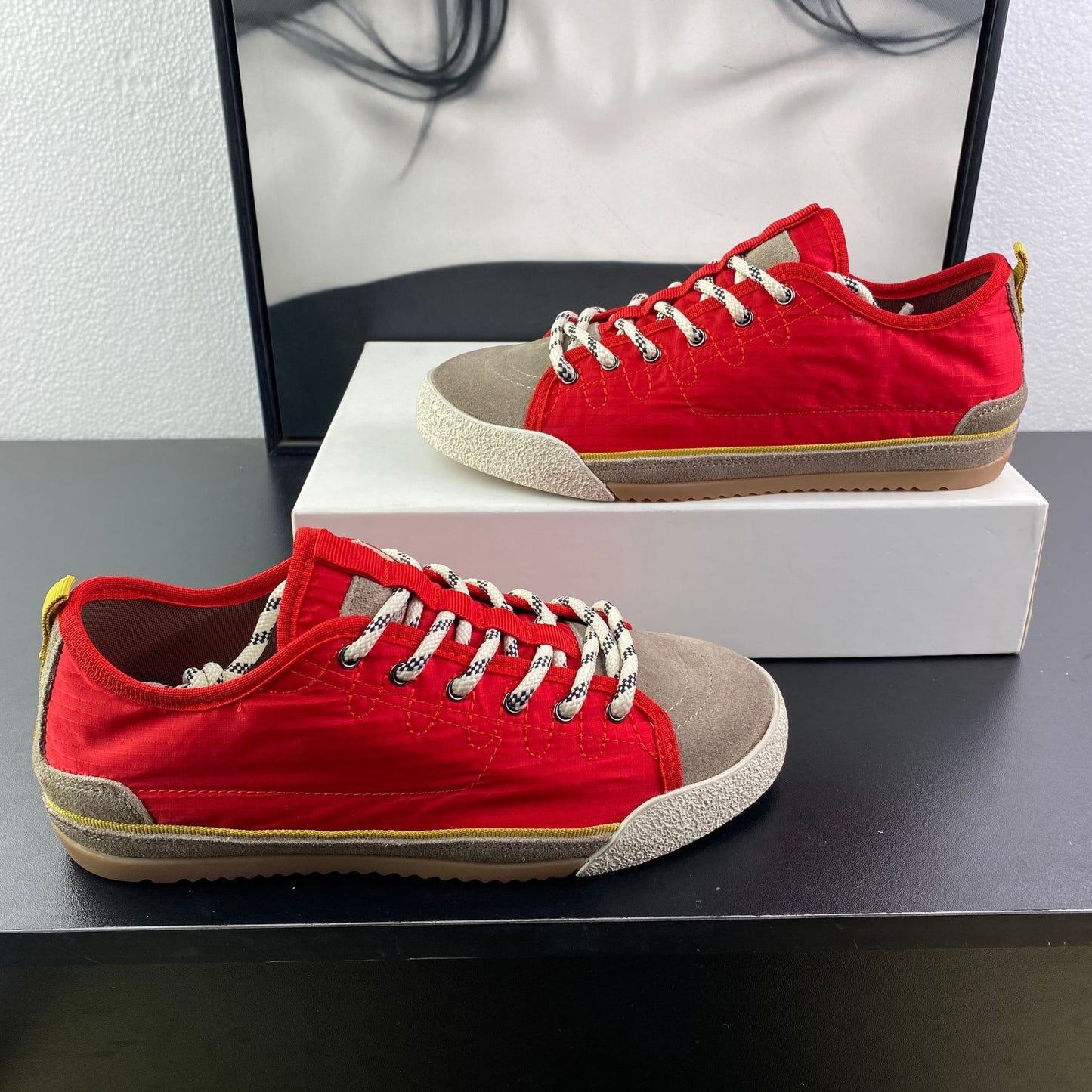 Women's Versatile Color Matching Cross Low-cut Fashion Round Toe Board Comfortable Women's Casual Shoes