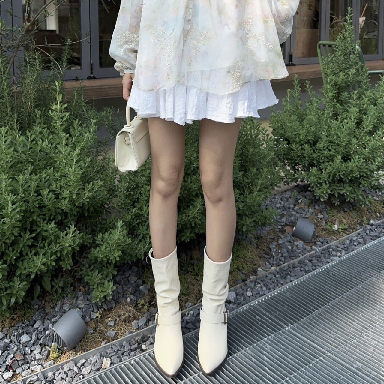 Women's White Ankle British Style Belt Buckle Martin Temperament Length Boots