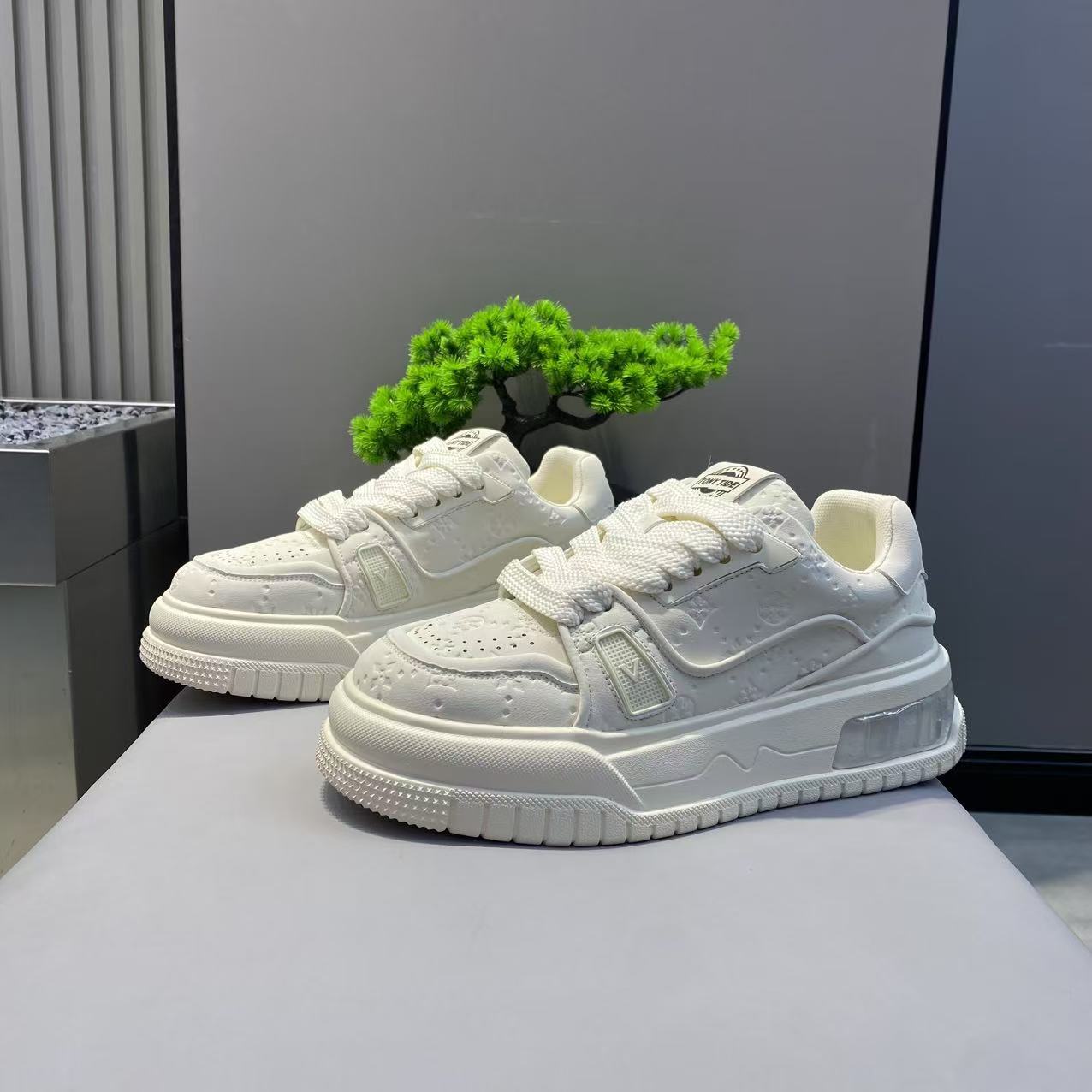 Men's High Top Wild Sports Trendy White Men's Casual Shoes