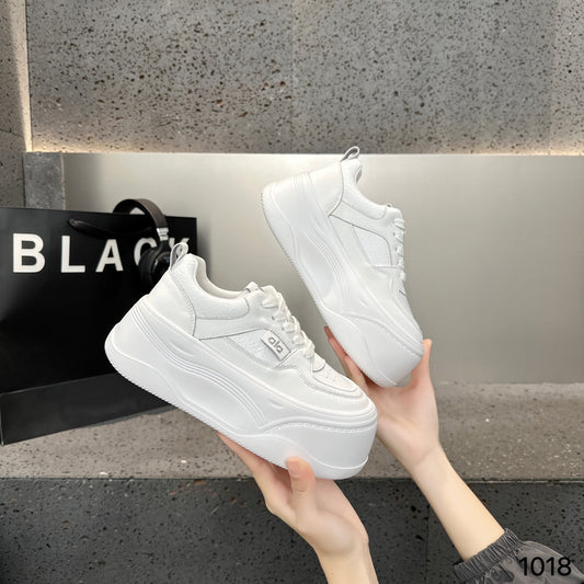Women's Big Toe White Fleece-lined Platform Muffin Casual Shoes