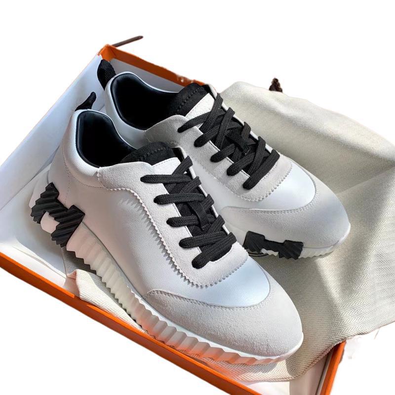 Women's & Men's White Thick-soled Couple Flat Breathable Running Women's Fashion Shoes