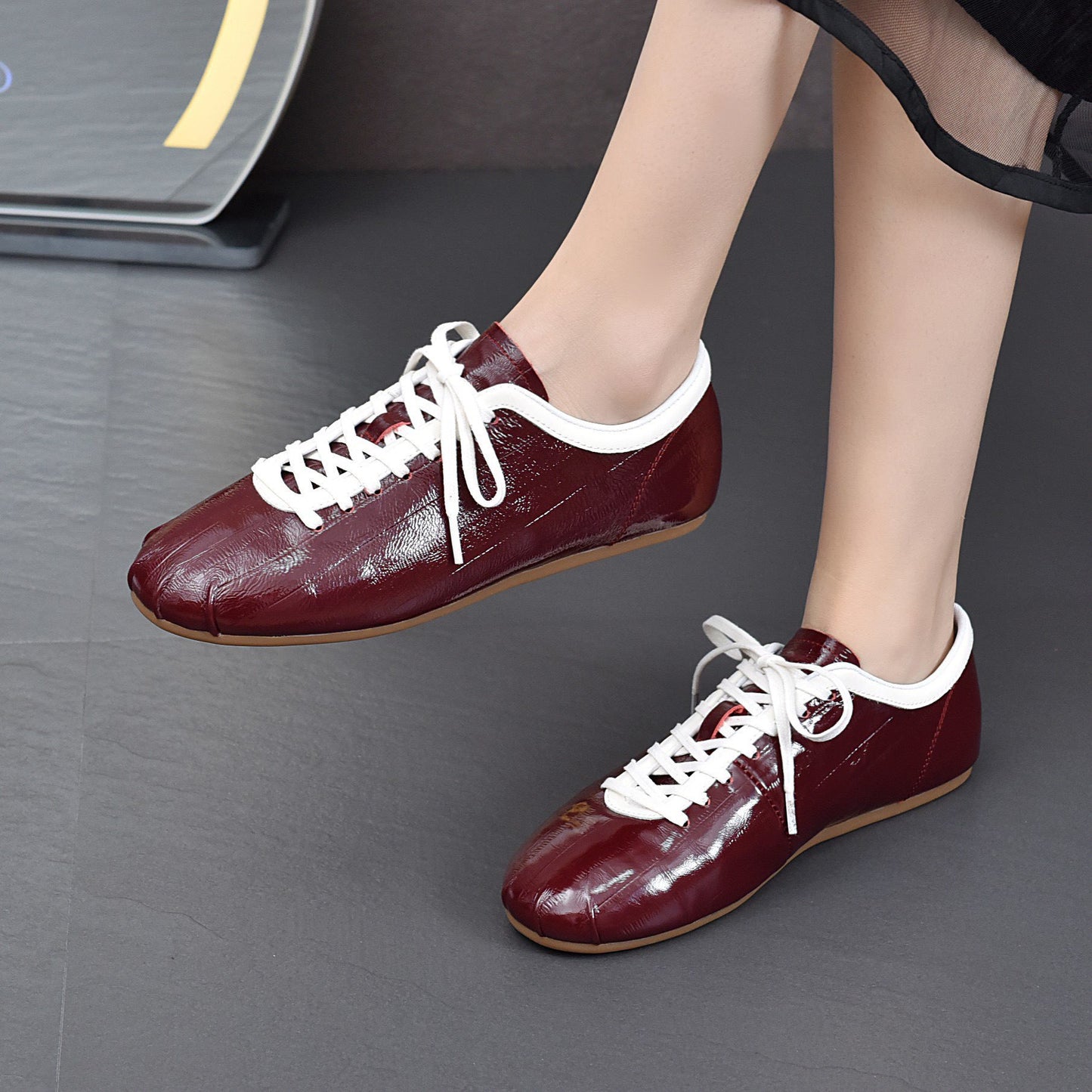 Women's Spring Retro Style German Training Flat Round Toe Women's Casual Shoes