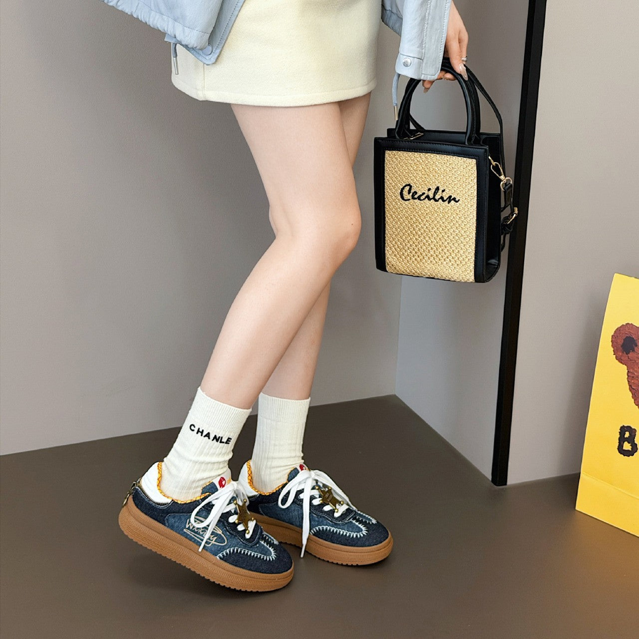Women's Spring Badge Genuine German Training Lace Up Sneakers