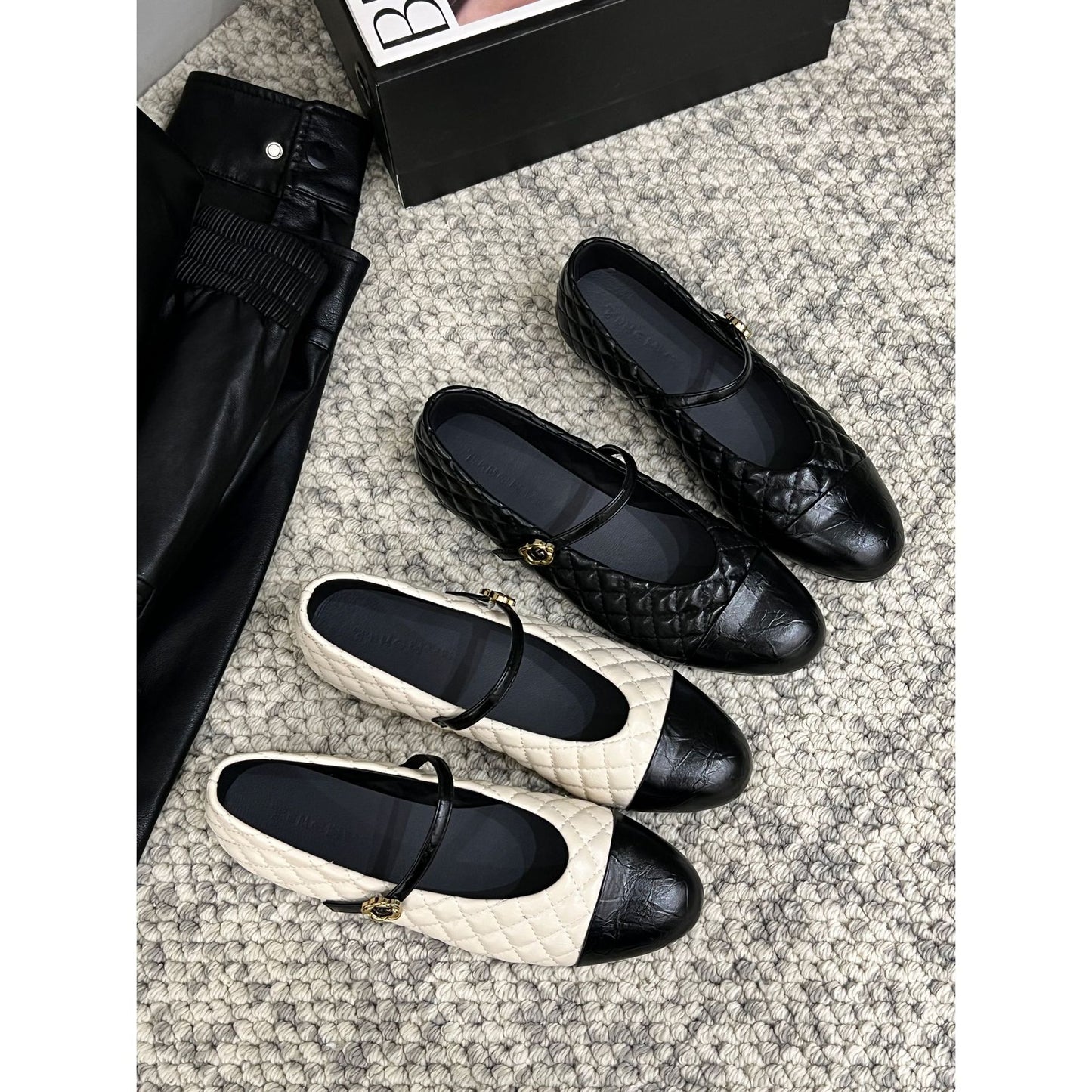 Style Series Rhombus Flat Bottom Ballet Round Head Shallow Mouth Women's Fashion Shoes