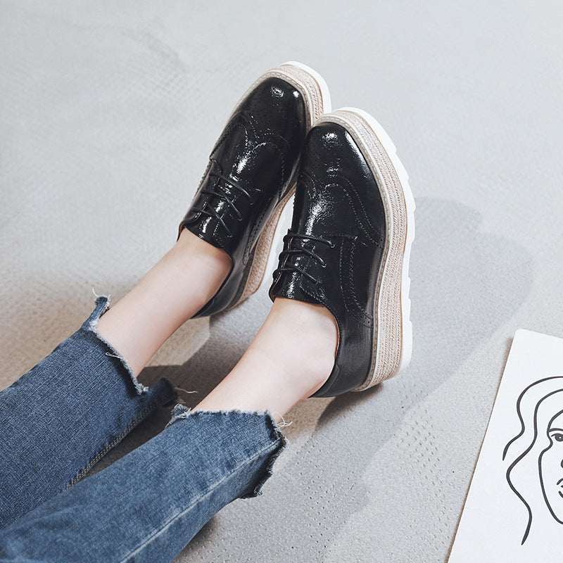 Fashion Brogue Small Platform Wedge College Style Casual Shoes