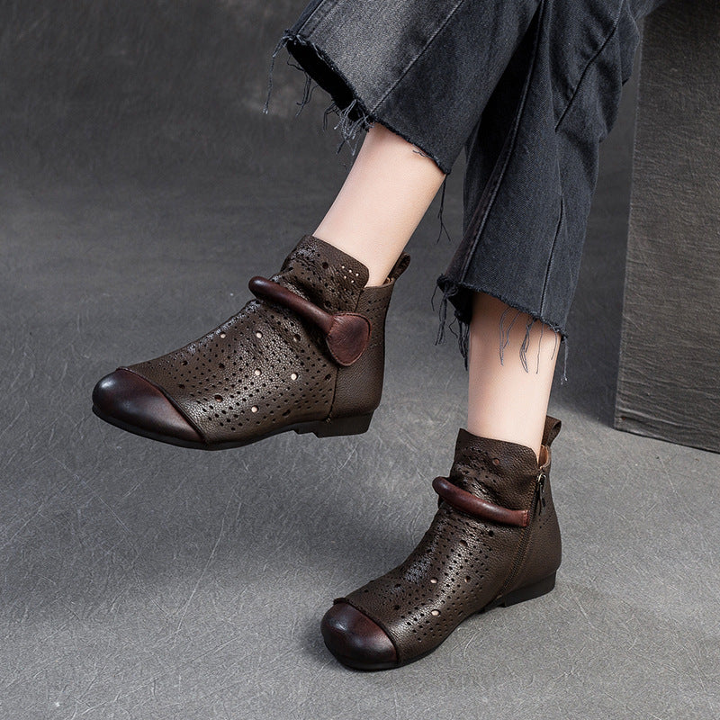 Women's Breathable Hollow Hole Retro Style Flat Sandals